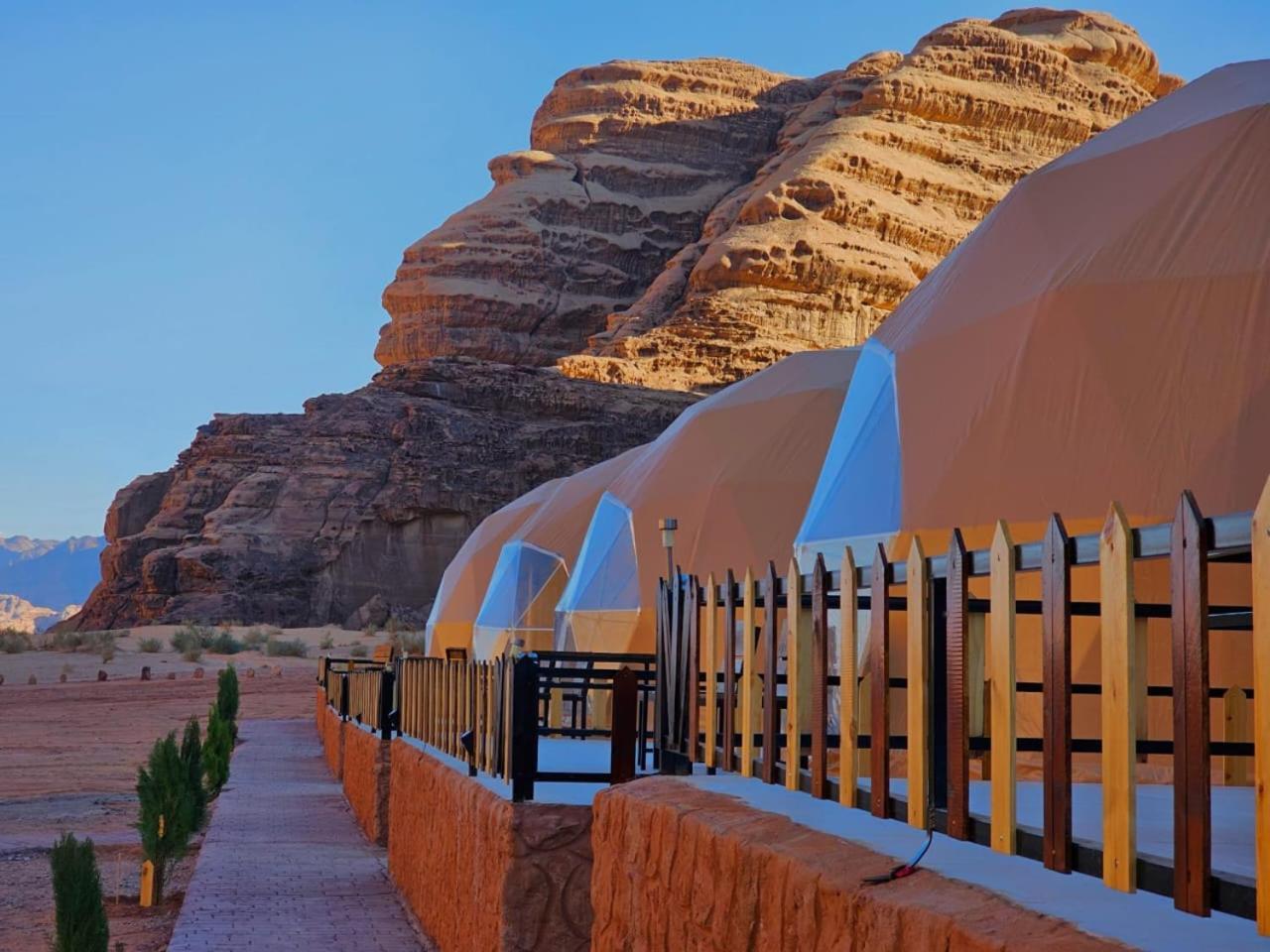 Wadi Rum Magic Nature Camp エクステリア 写真