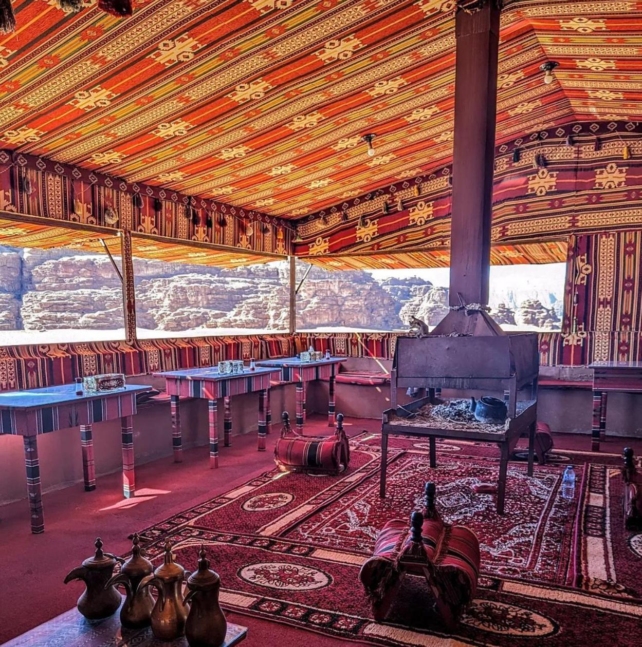 Wadi Rum Magic Nature Camp エクステリア 写真