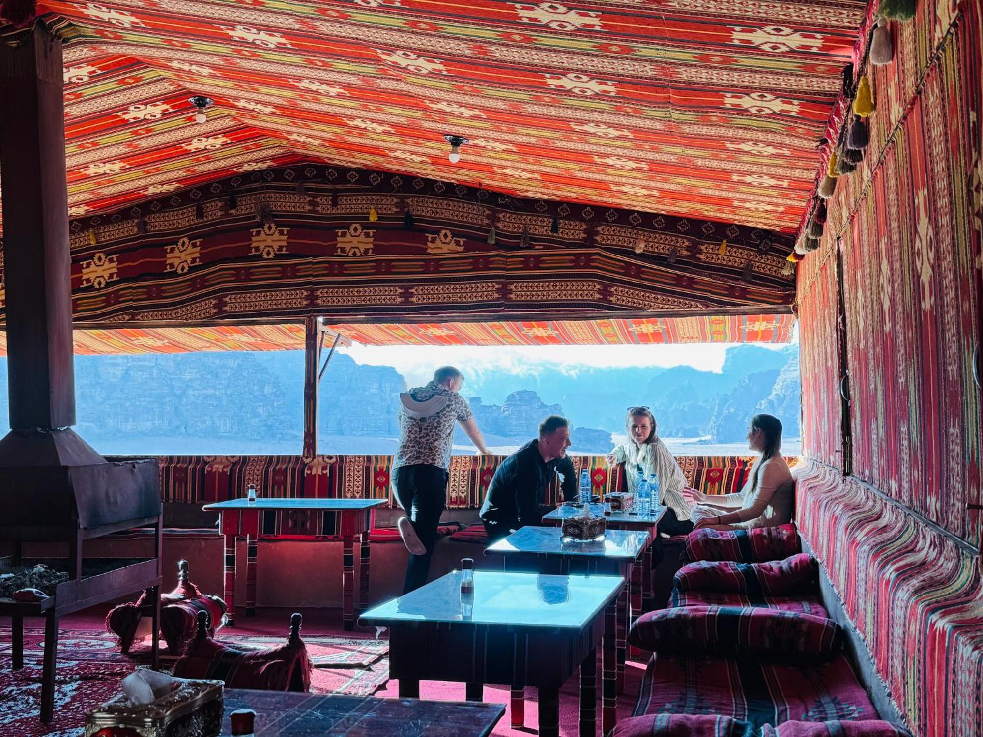 Wadi Rum Magic Nature Camp エクステリア 写真