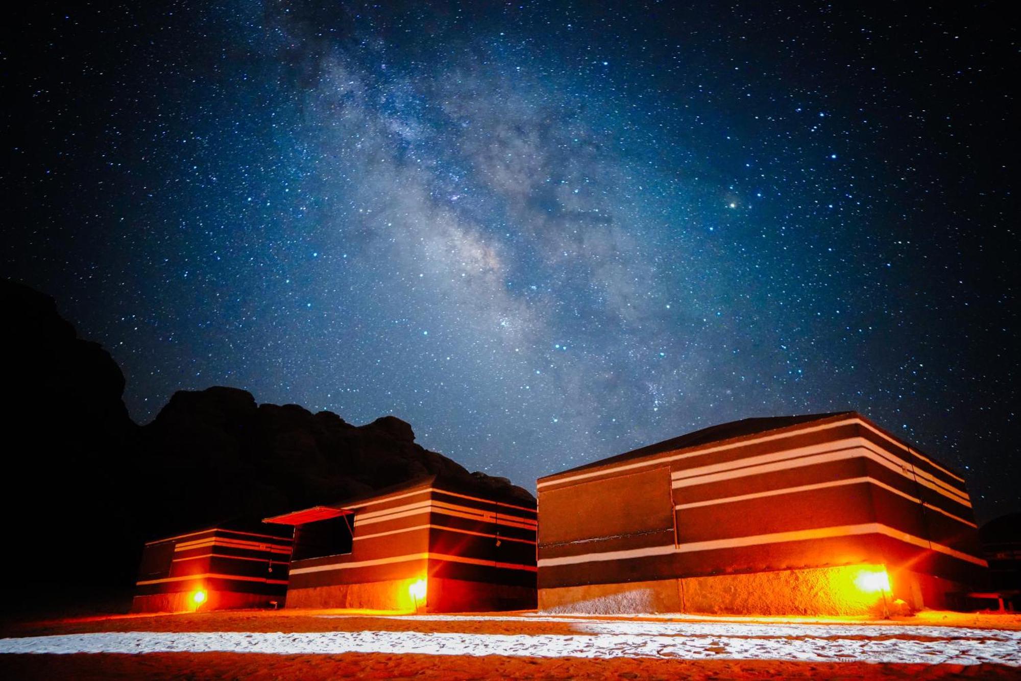 Wadi Rum Magic Nature Camp エクステリア 写真
